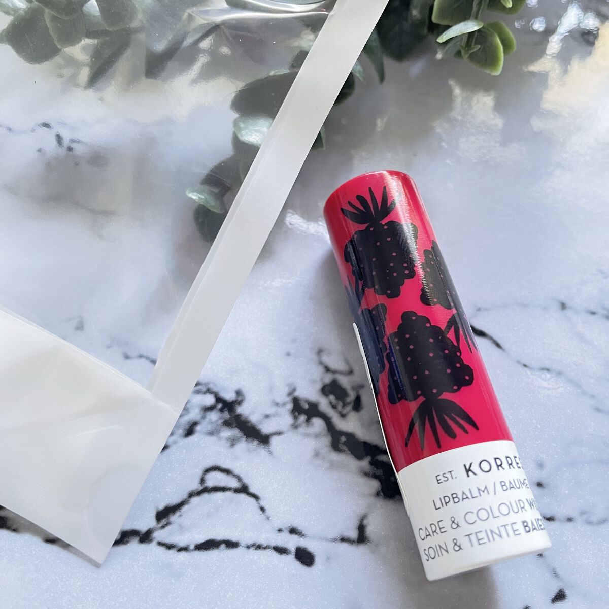 リップバームスティック ワイルドベリー/KORRES/リップケアを使ったクチコミ（3枚目）