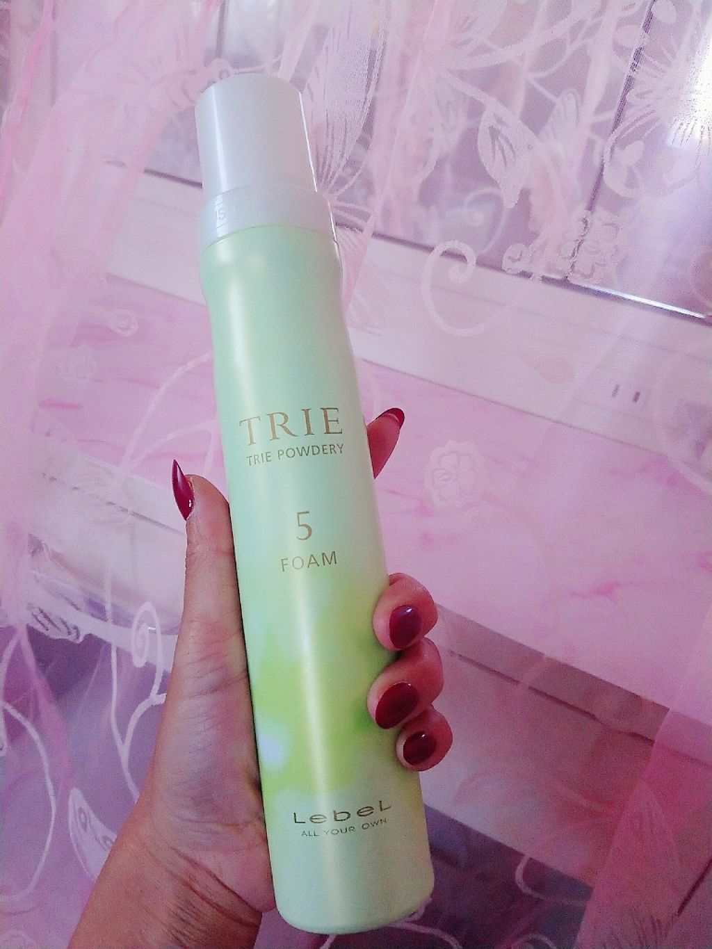 TRIE パウダリーフォーム5/ヘアムースを使ったクチコミ（1枚目）