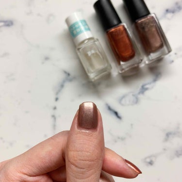 pa nail collective paネイルカラー(マットトップコート)のクチコミ「【過去にはラメラメで投稿もしてます🧐】


皆さんこんにちは😈
bëeです🐝


本日は、マッ.....」（3枚目）