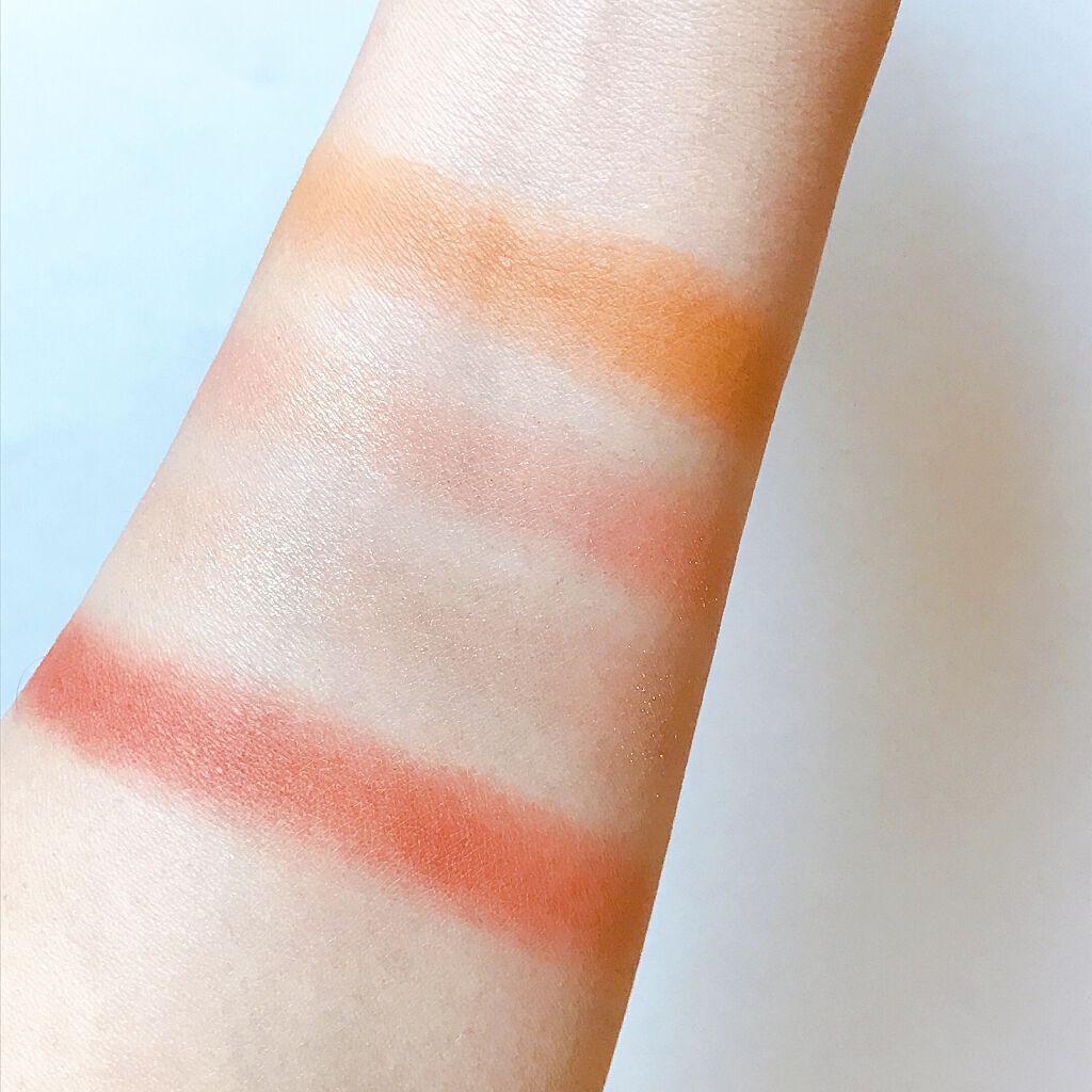 VAST NEBULA 4COLOR EYESHADOW PALETTE/HEXZE（ヘックスゼ）/アイシャドウパレットを使ったクチコミ（3枚目）