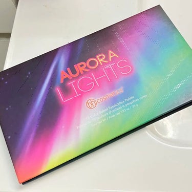 AURORA LIGHT EYESHADOW/bh cosmetics/パウダーアイシャドウを使ったクチコミ（2枚目）