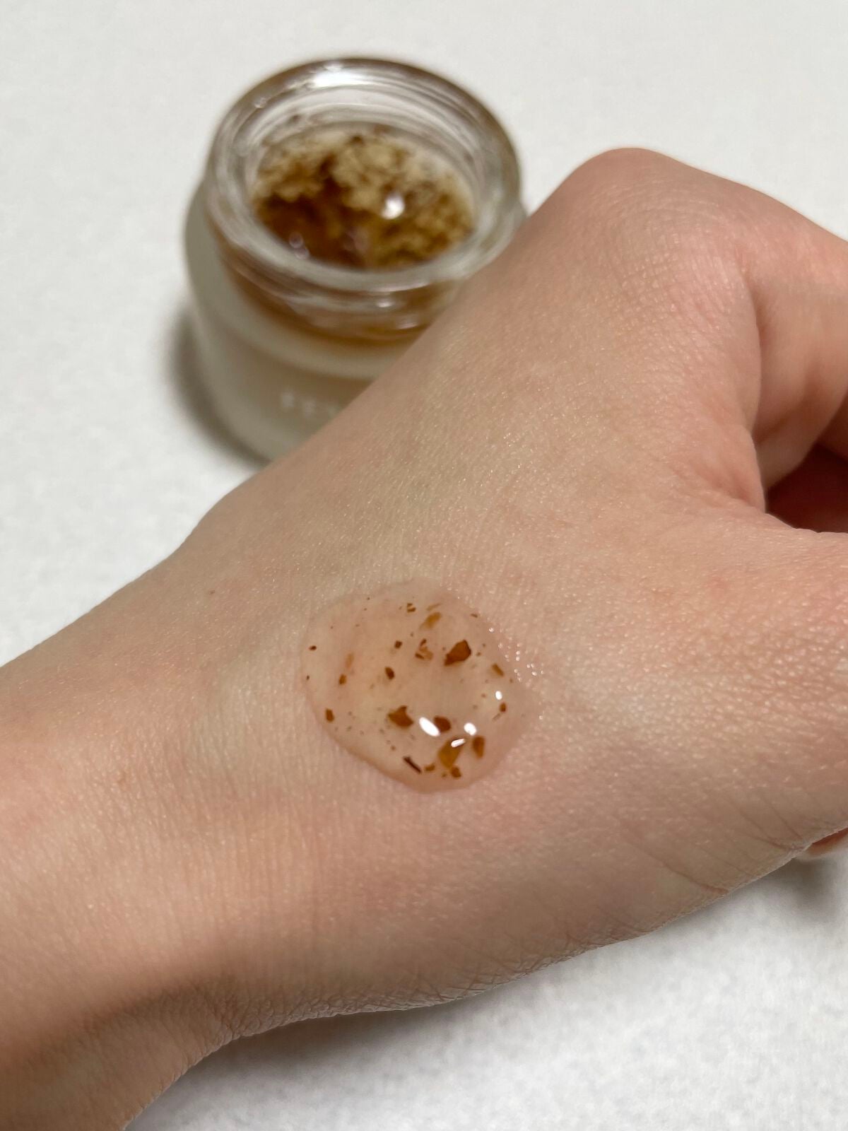 フラワーインフューズド ファインマスク/FEMMUE/洗い流すパック・マスクを使ったクチコミ(2枚目)