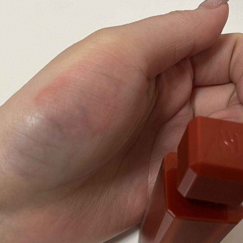 センシュアルパウダーマットリキッド/HERA/口紅を使ったクチコミ（3枚目）