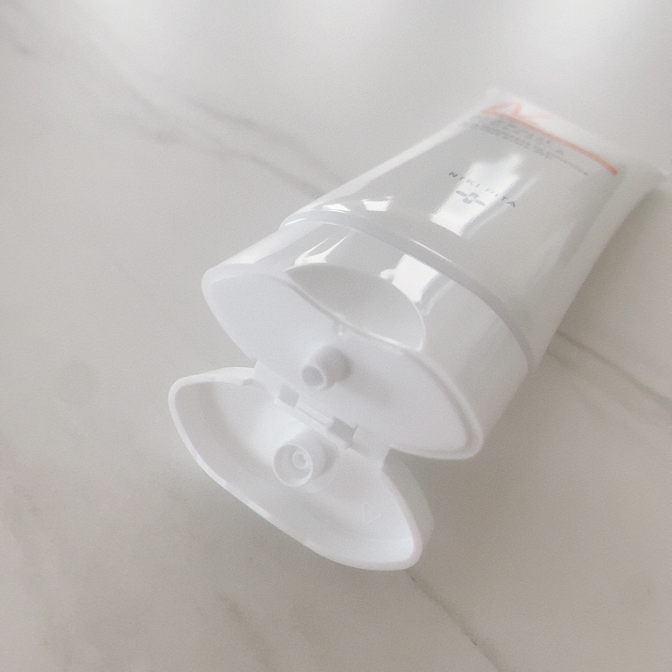 アゼフィット VC ジェルクリーム/NIKI PITA/フェイスクリームを使ったクチコミ（2枚目）