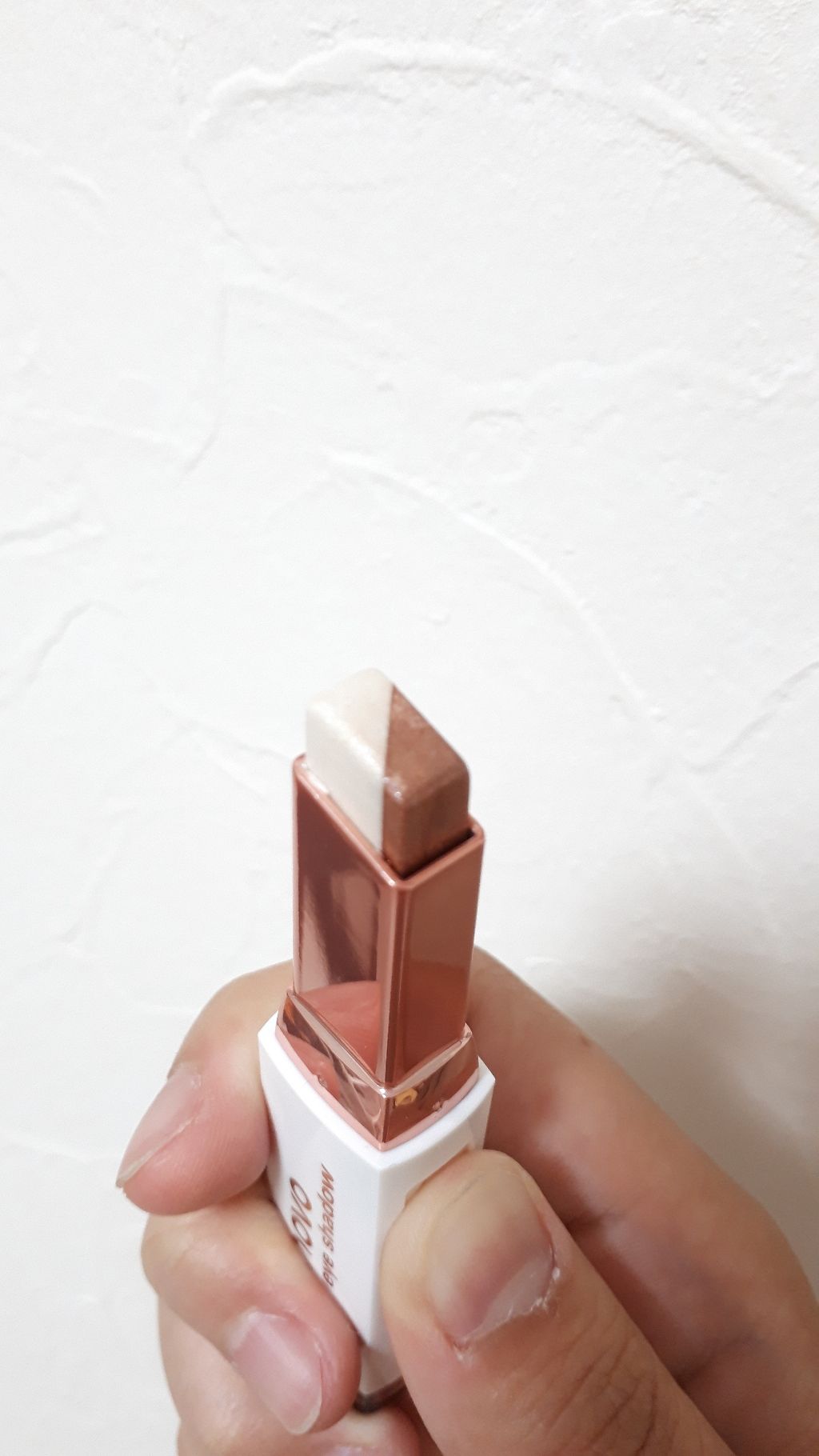 グラデーションアイシャドウ/NOVO/スティックアイシャドウを使ったクチコミ（2枚目）