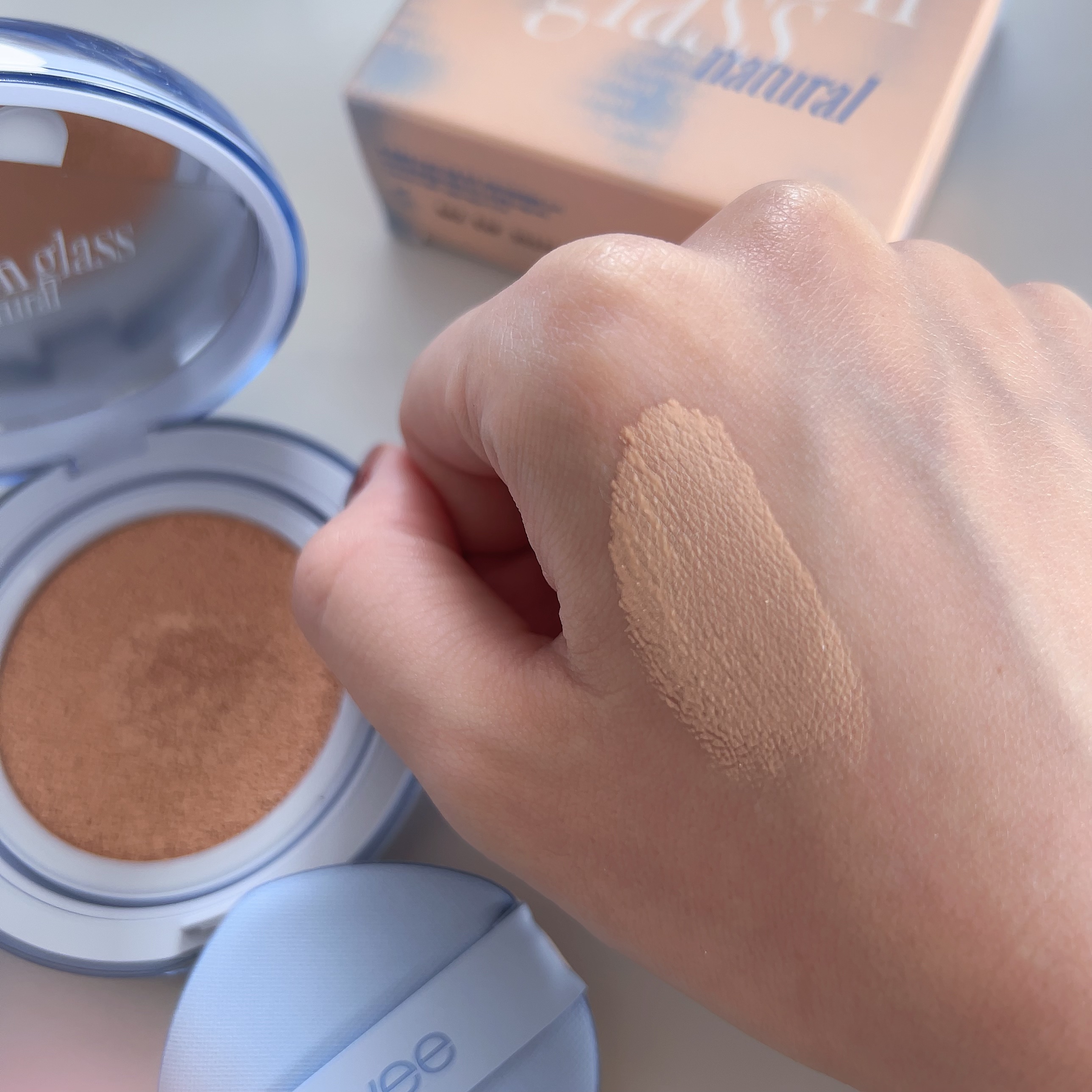 フィー クッションガラス ナチュラル 02 ヌードガラス/fwee/クッションファンデーションを使ったクチコミ（3枚目）