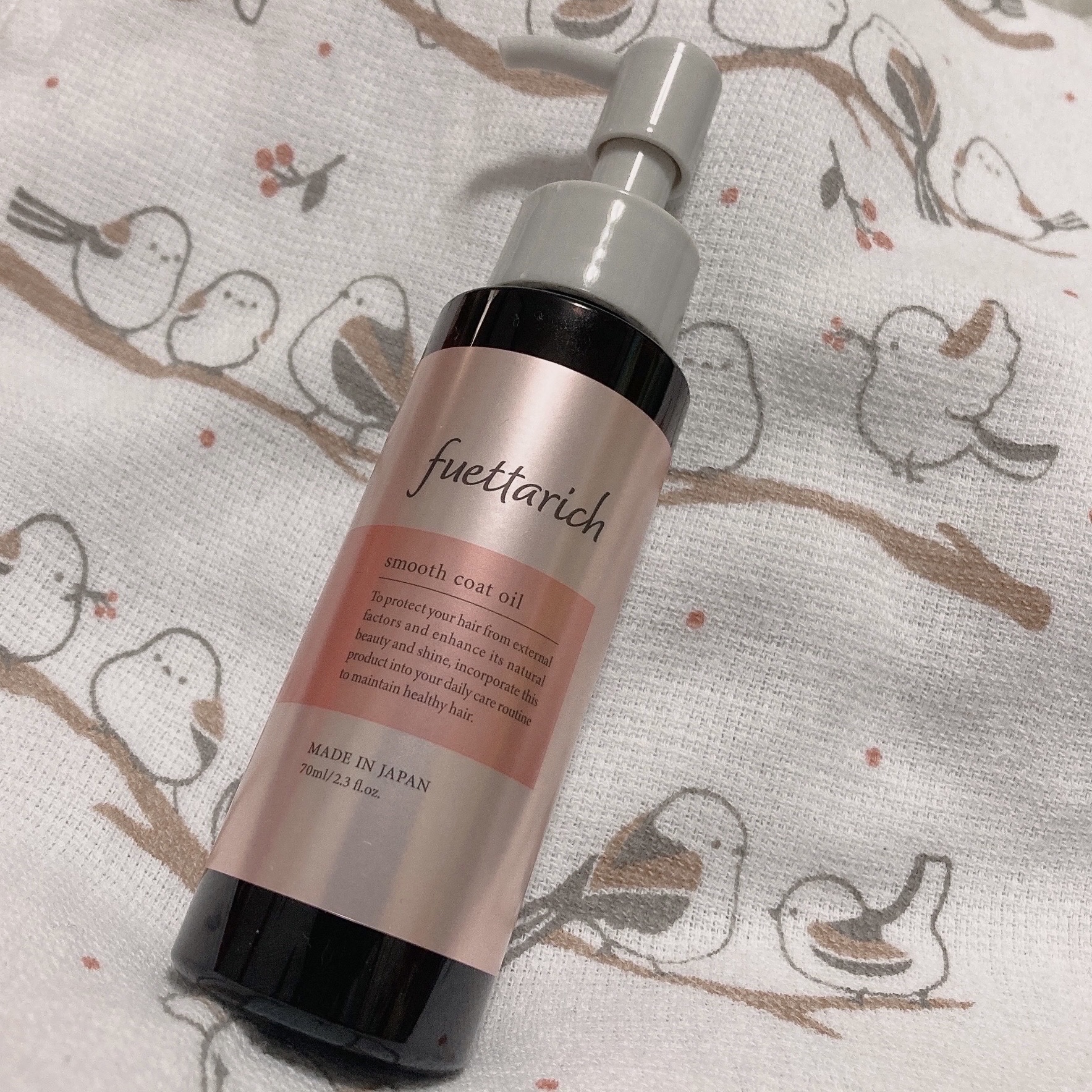 fuettarich　スムースコートオイルの感想です。


濡れた髪、乾いた髪両方に使えるオイル
ツヤ出し・乾燥予防、ヘアアイロン、ドライヤーの熱対策
一般的なヘアオイルと一緒で調べたんですけどおすすめポイント書いてなくて何に特化してるかと