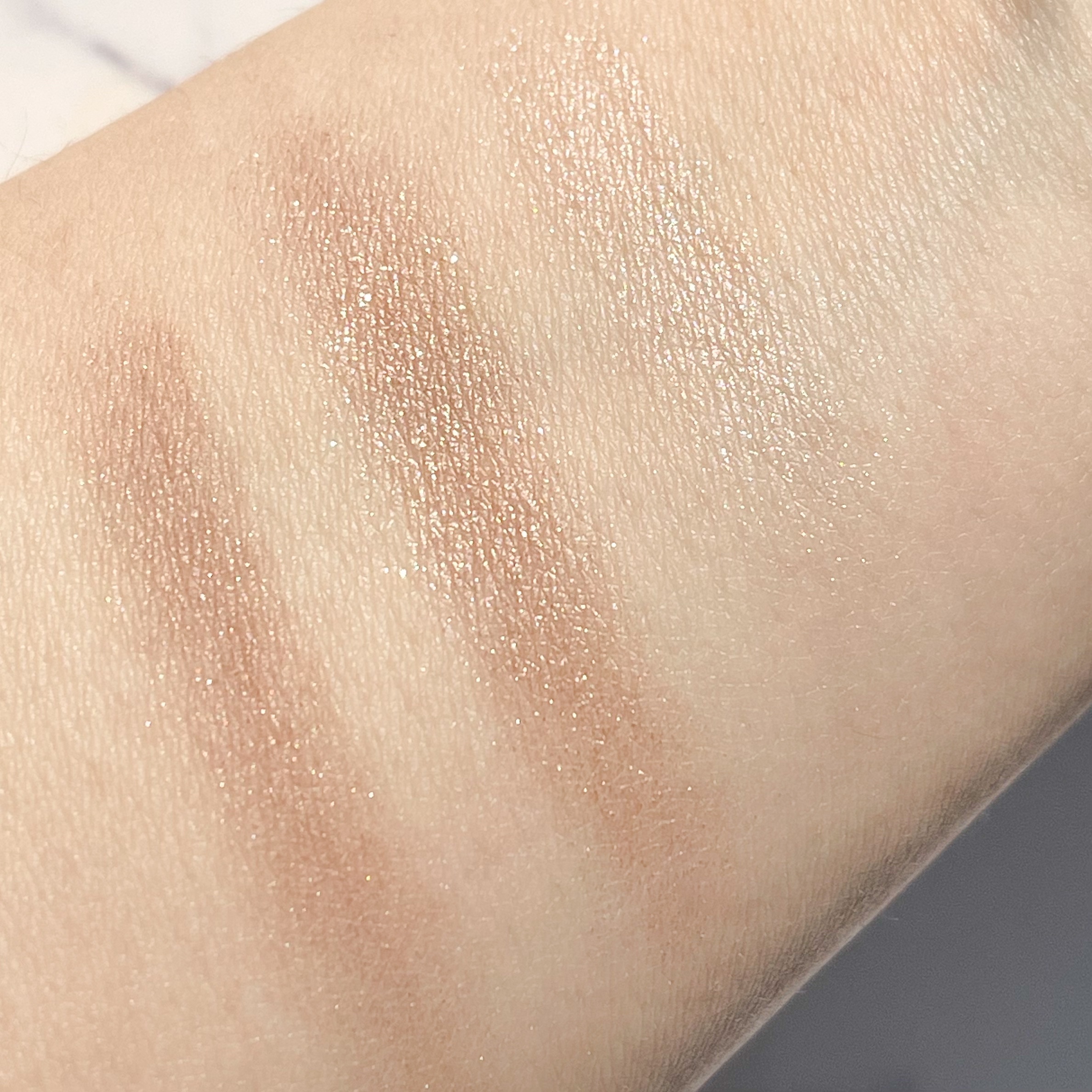 トーンアップアイシャドウ 11 トープブラウン/CEZANNE/アイシャドウパレットを使ったクチコミ（3枚目）