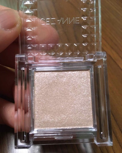 シングルカラーアイシャドウ/CEZANNE/単色アイシャドウを使ったクチコミ(2枚目)