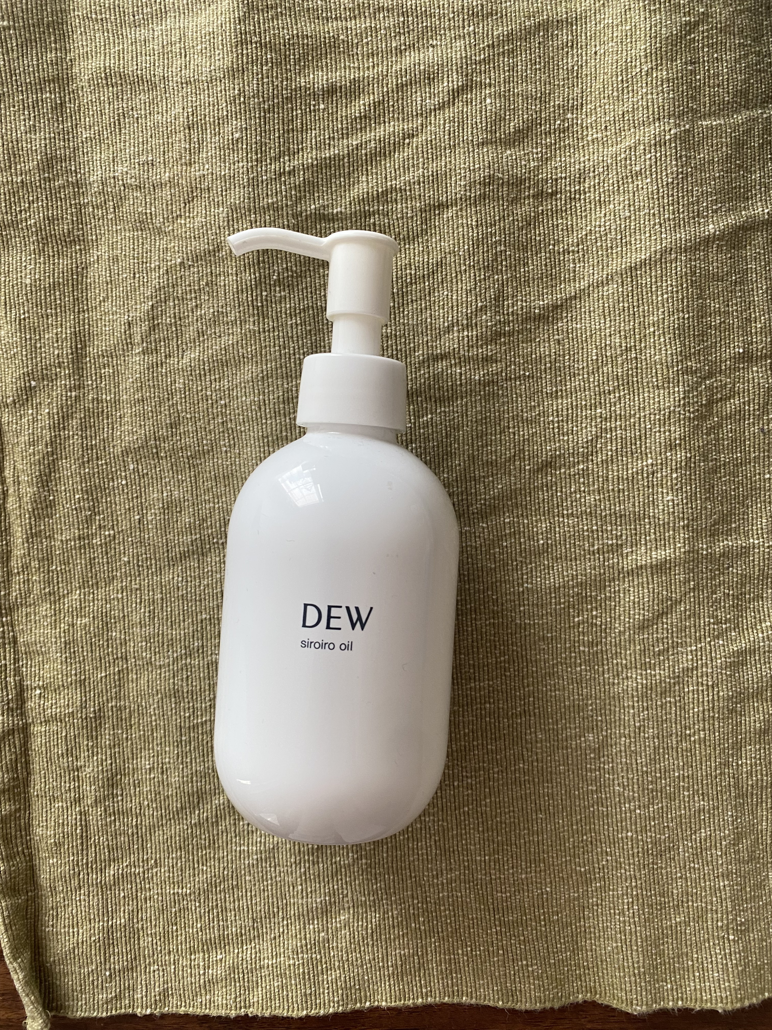 白色オイル/DEW/美容液を使ったクチコミ（1枚目）