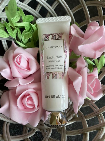 ジルスチュアート ハンドクリーム ホワイトフローラル/JILL STUART/ハンドクリームを使ったクチコミ(1枚目)