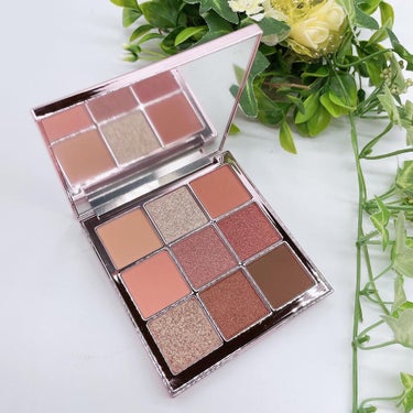 The Bella collection eyeshadow palette/CELEFIT/パウダーアイシャドウを使ったクチコミ（1枚目）