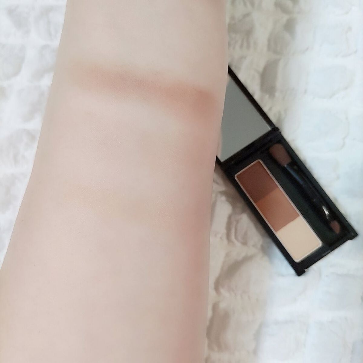 ケイト デザイニングアイブロウ3D/KATE/パウダーアイブロウを使ったクチコミ(5枚目)