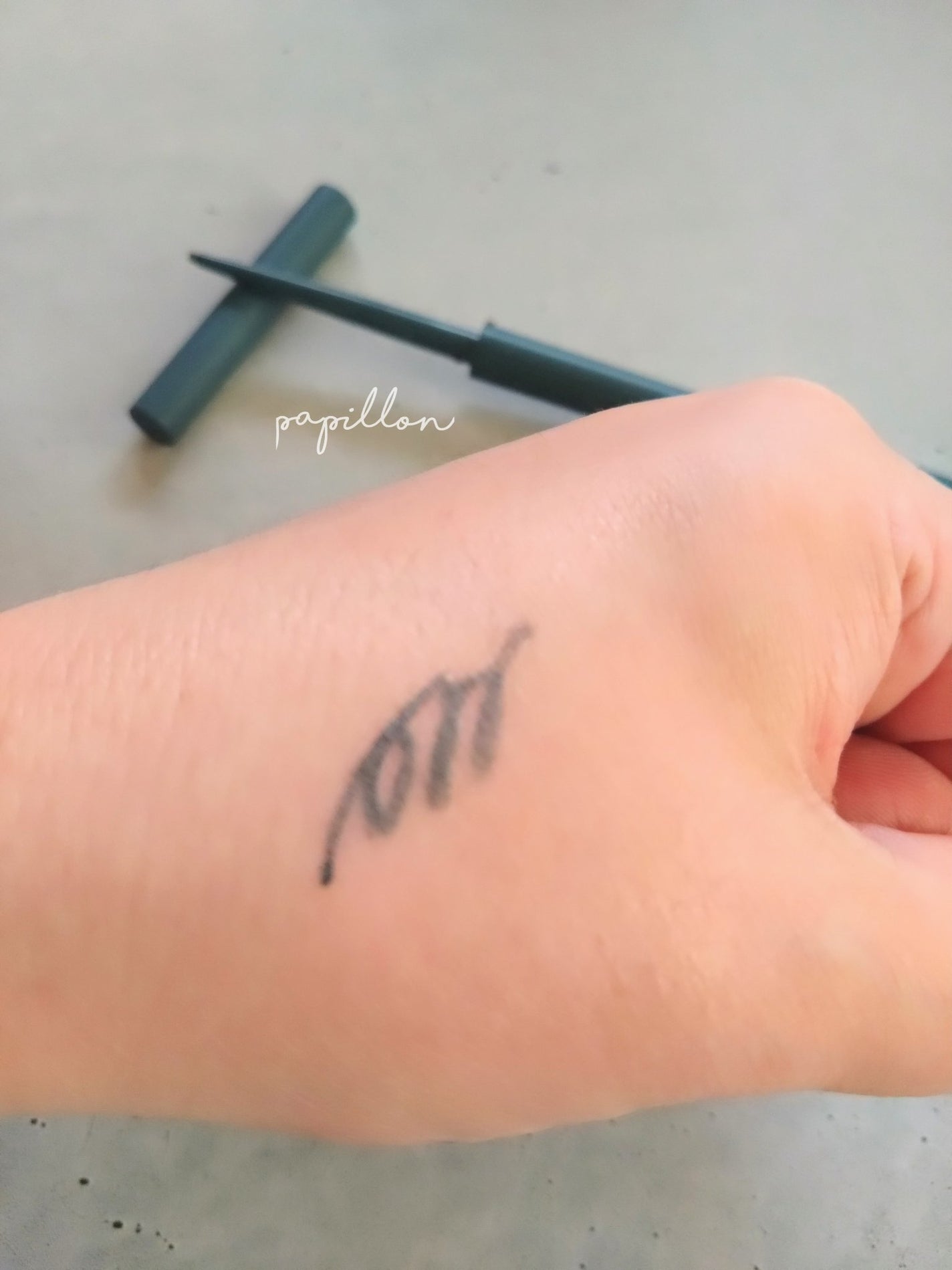 papillon on LIPS 「『アイエディション(ジェルライナー)P02プレゼントキャンペー..」(4枚目)