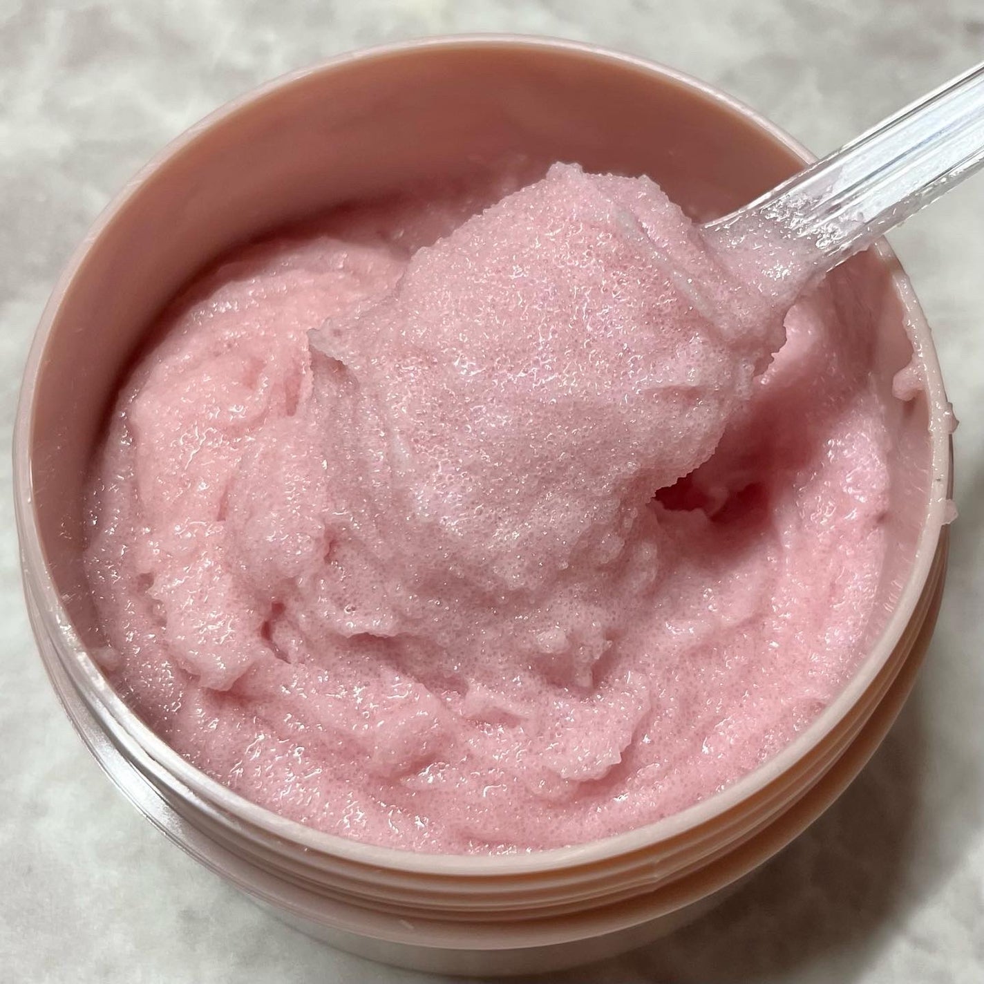 Q+Me スウィート ボム タラソ スクラブ/AGARISM/バスト・ヒップケアを使ったクチコミ(3枚目)