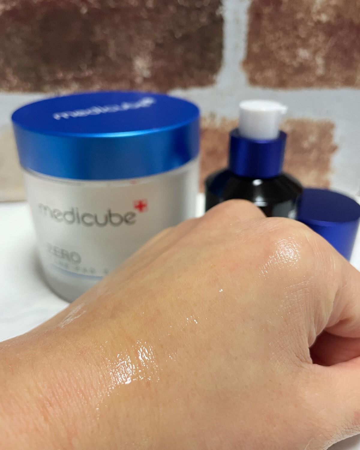 ゼロ毛穴1DAYセラム/MEDICUBE/美容液を使ったクチコミ(2枚目)