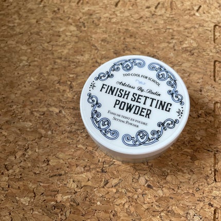 バイロダンフィニッシュセッティングパウダー/too cool for school/ルースパウダーを使ったクチコミ(1枚目)