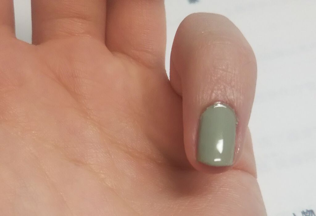 ピールオフマニキュア/DAISO/マニキュアを使ったクチコミ（2枚目）