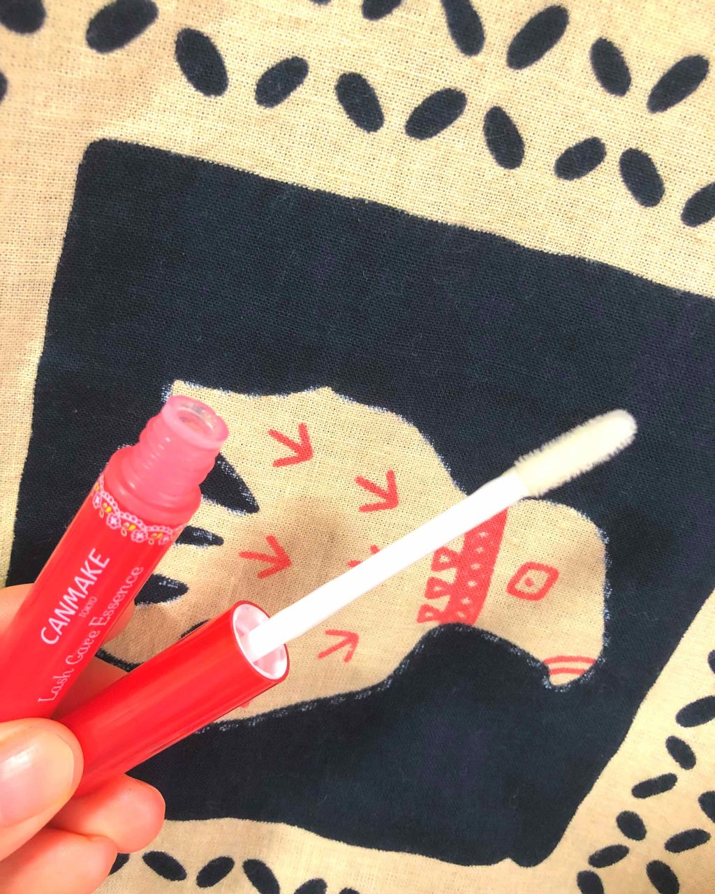 ラッシュケアエッセンス/キャンメイク/まつげ美容液を使ったクチコミ（2枚目）