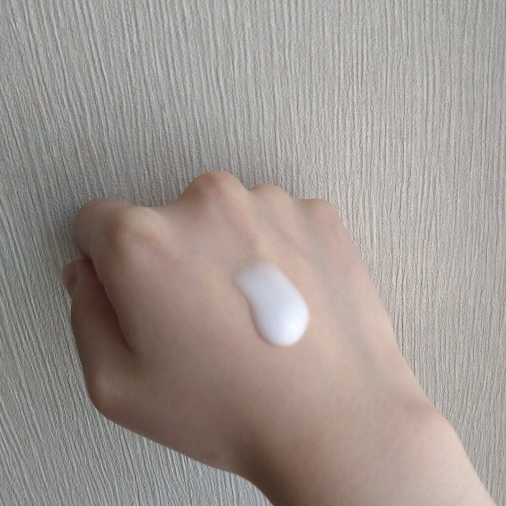 ハトムギ浸透乳液(ナチュリエ スキンコンディショニングミルク)/ナチュリエ/乳液を使ったクチコミ(2枚目)