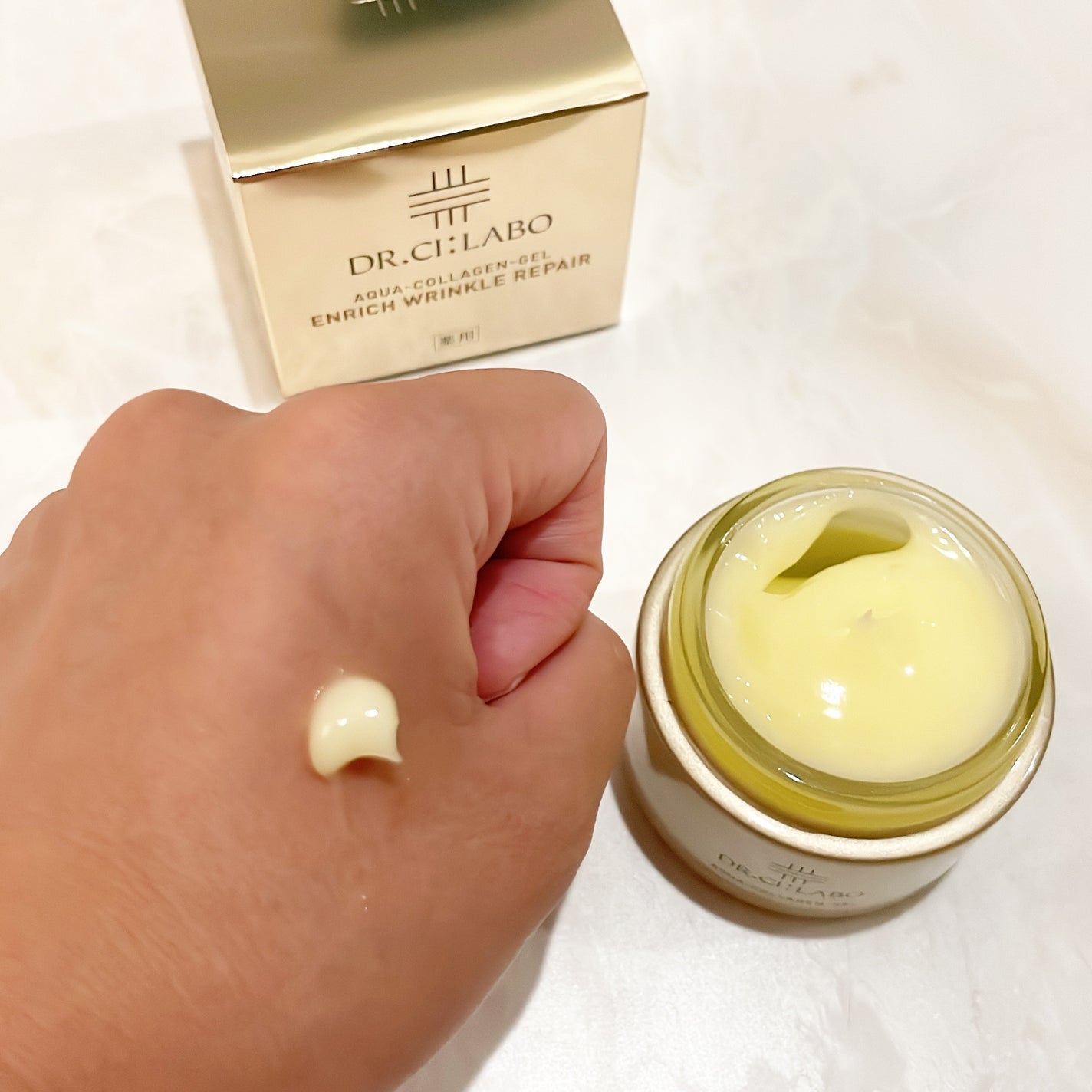 薬用アクアコラーゲンゲル エンリッチリンクルリペア/ドクターシーラボⓇ/フェイスクリームを使ったクチコミ(3枚目)