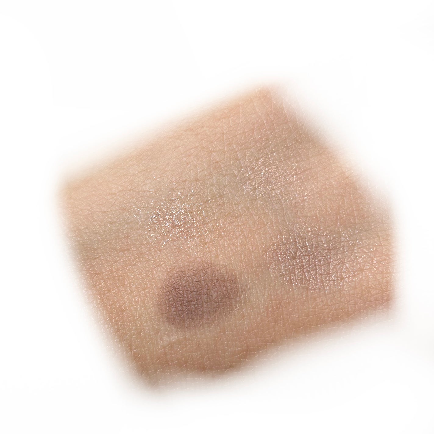 クチュール ミニ クラッチ/YVES SAINT LAURENT BEAUTE/アイシャドウパレットを使ったクチコミ(4枚目)