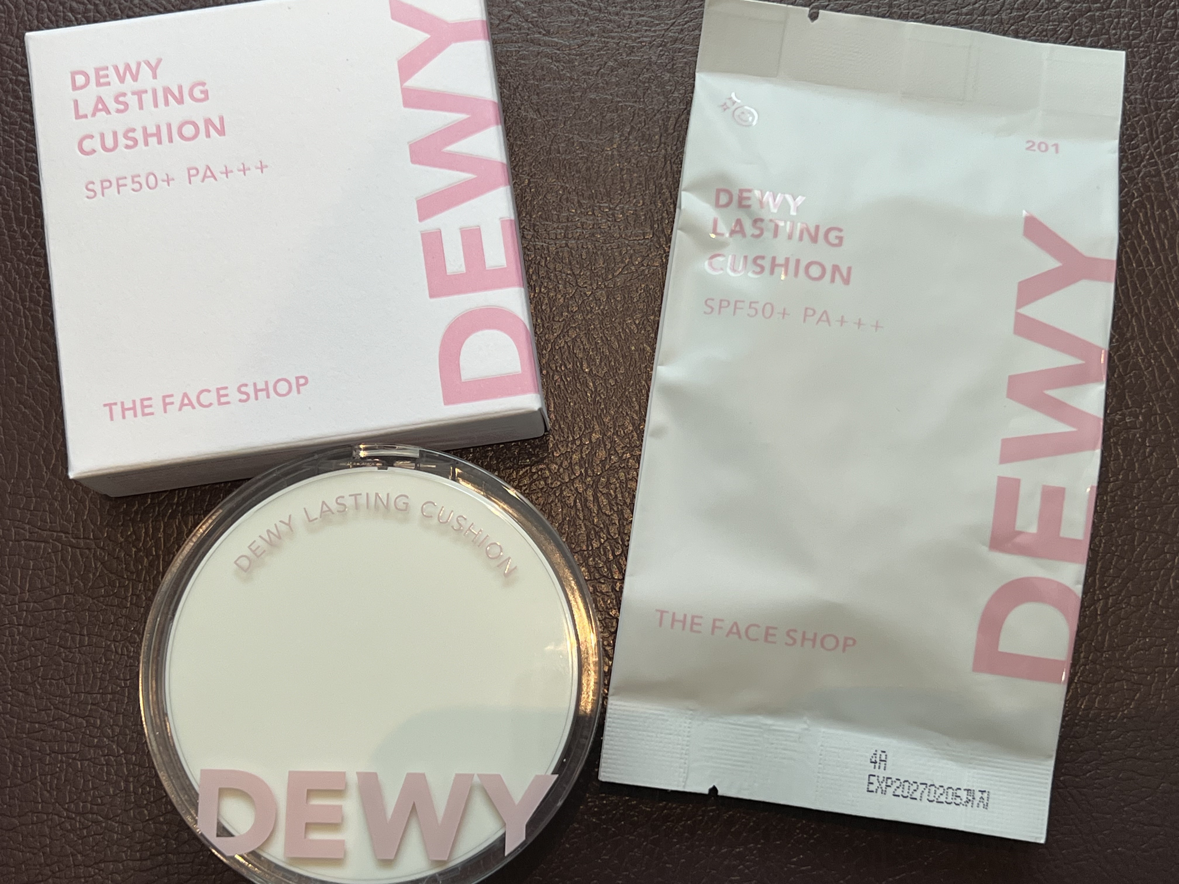デューイーラスティングクッション/THE FACE SHOP/クッションファンデーションを使ったクチコミ（1枚目）