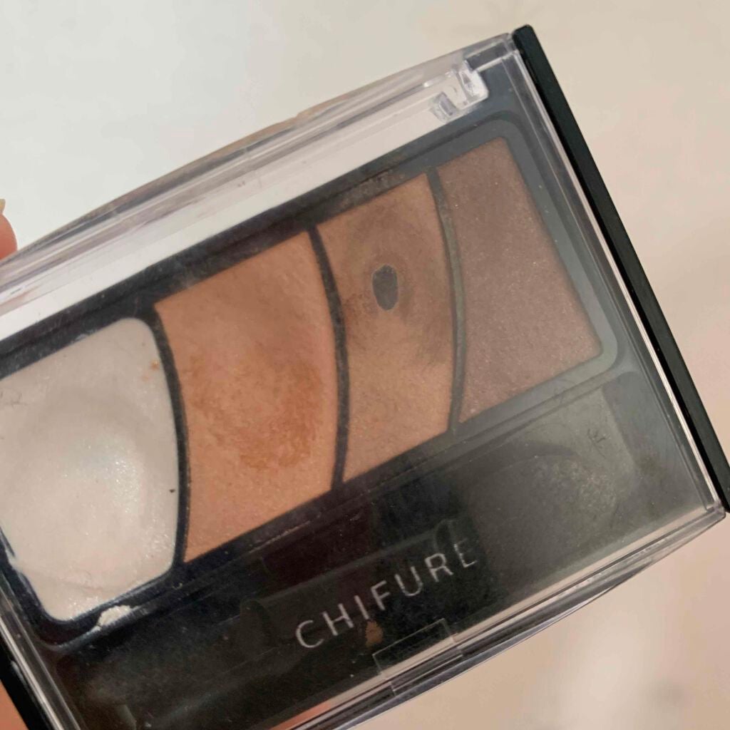 グラデーション アイ カラー(チップ付)/ちふれ/アイシャドウパレットを使ったクチコミ(1枚目)