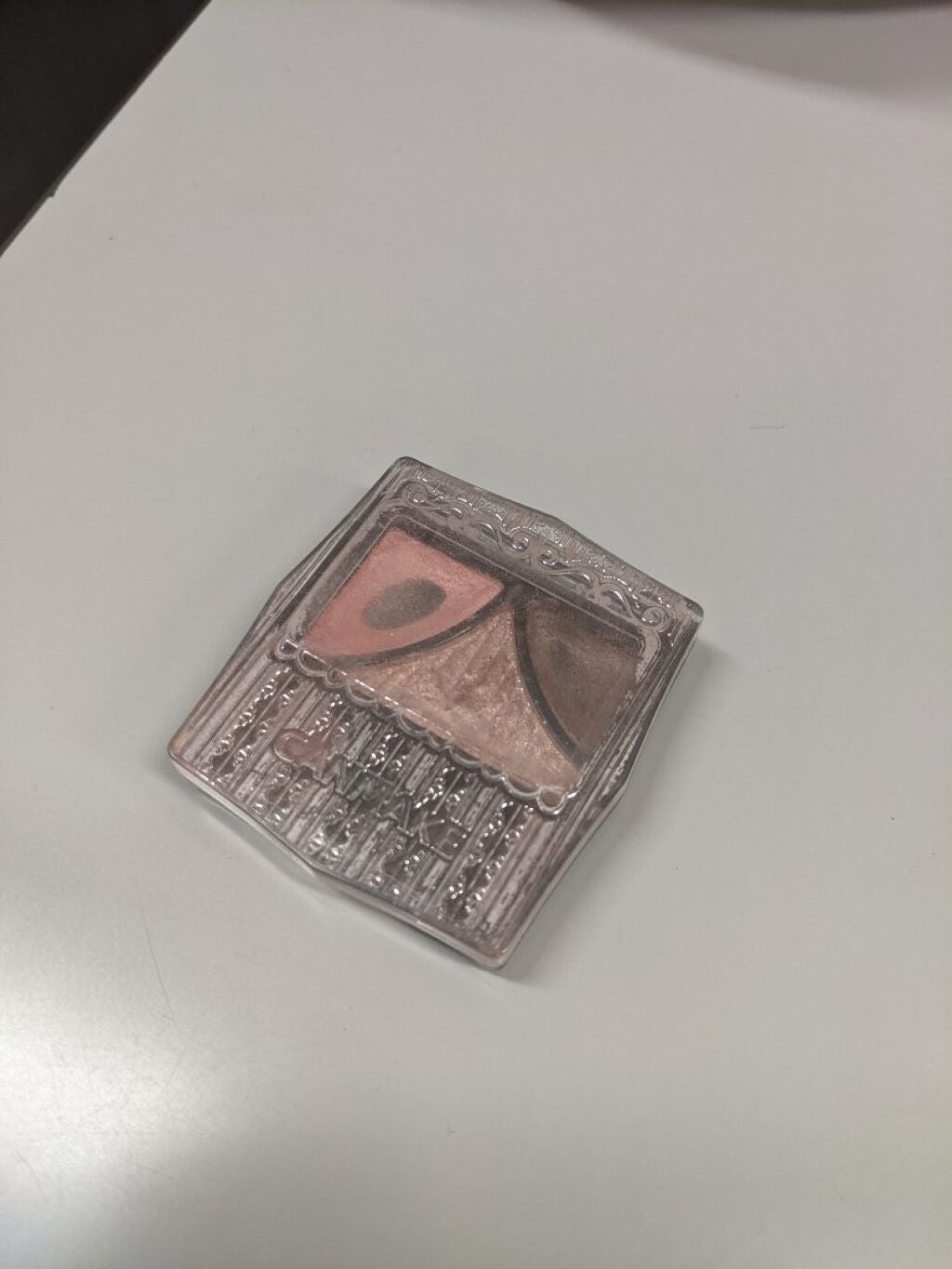 ジューシーピュアアイズ/キャンメイク/アイシャドウパレットを使ったクチコミ(3枚目)
