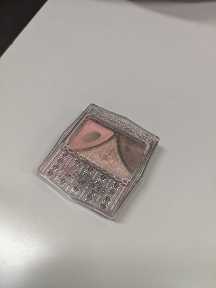 ジューシーピュアアイズ/キャンメイク/アイシャドウパレットを使ったクチコミ(3枚目)