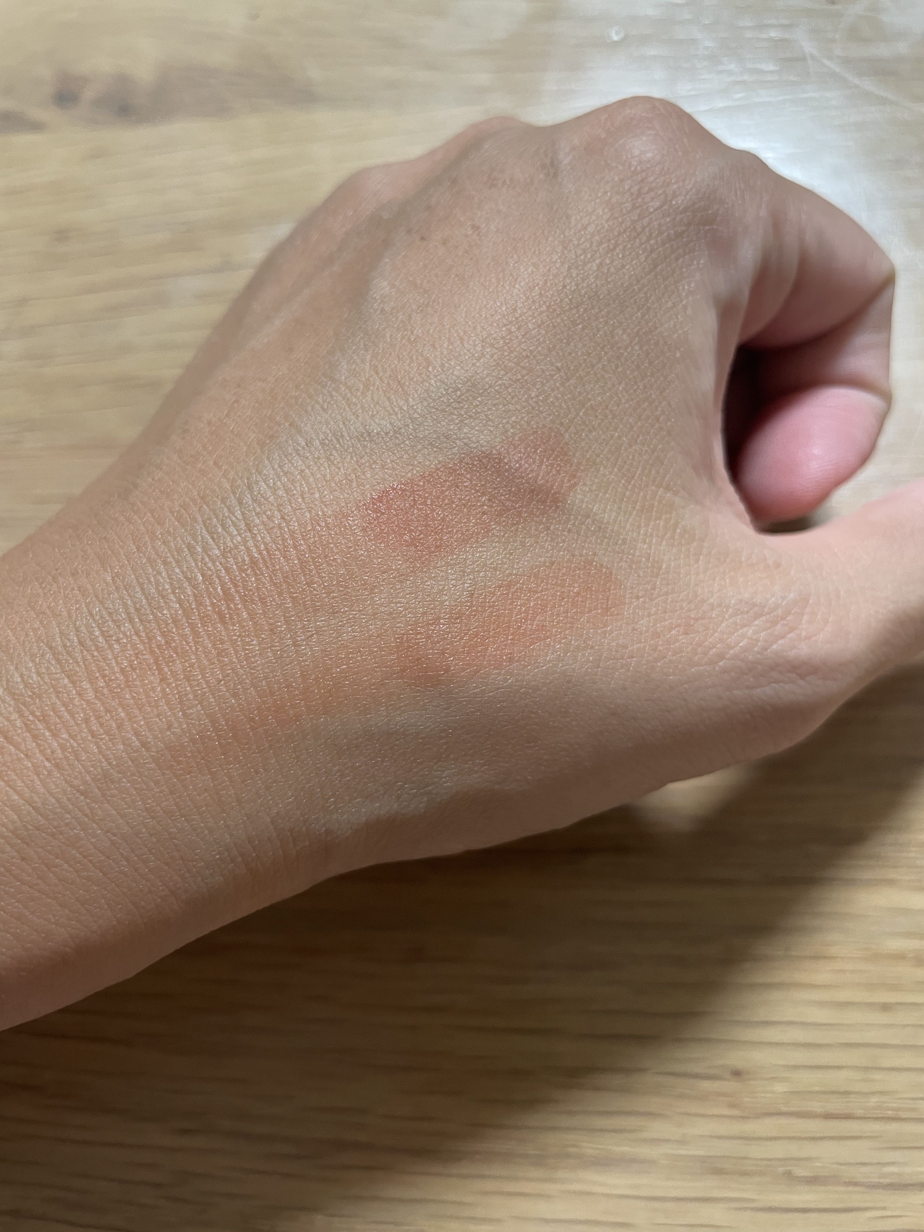 チューインガムベルベットティント/KIRSH(キルシー)/リップティントを使ったクチコミ（3枚目）