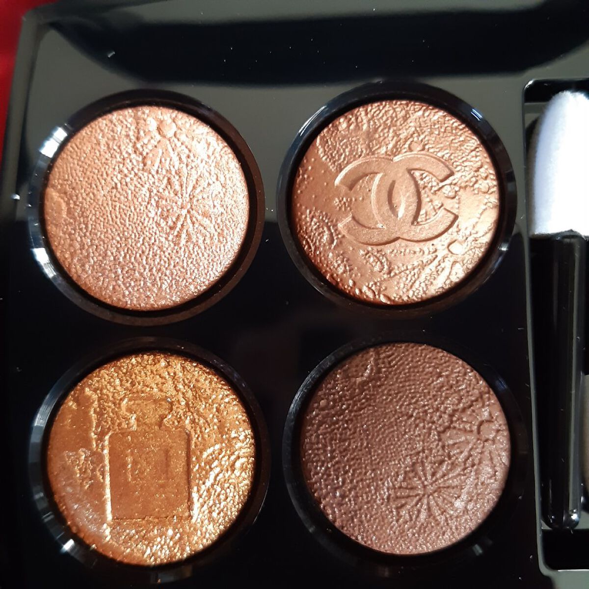 レ キャトル オンブル/CHANEL/アイシャドウパレットを使ったクチコミ(2枚目)