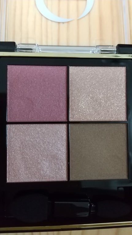 リアルクローズシャドウ/excel/アイシャドウパレットを使ったクチコミ(2枚目)