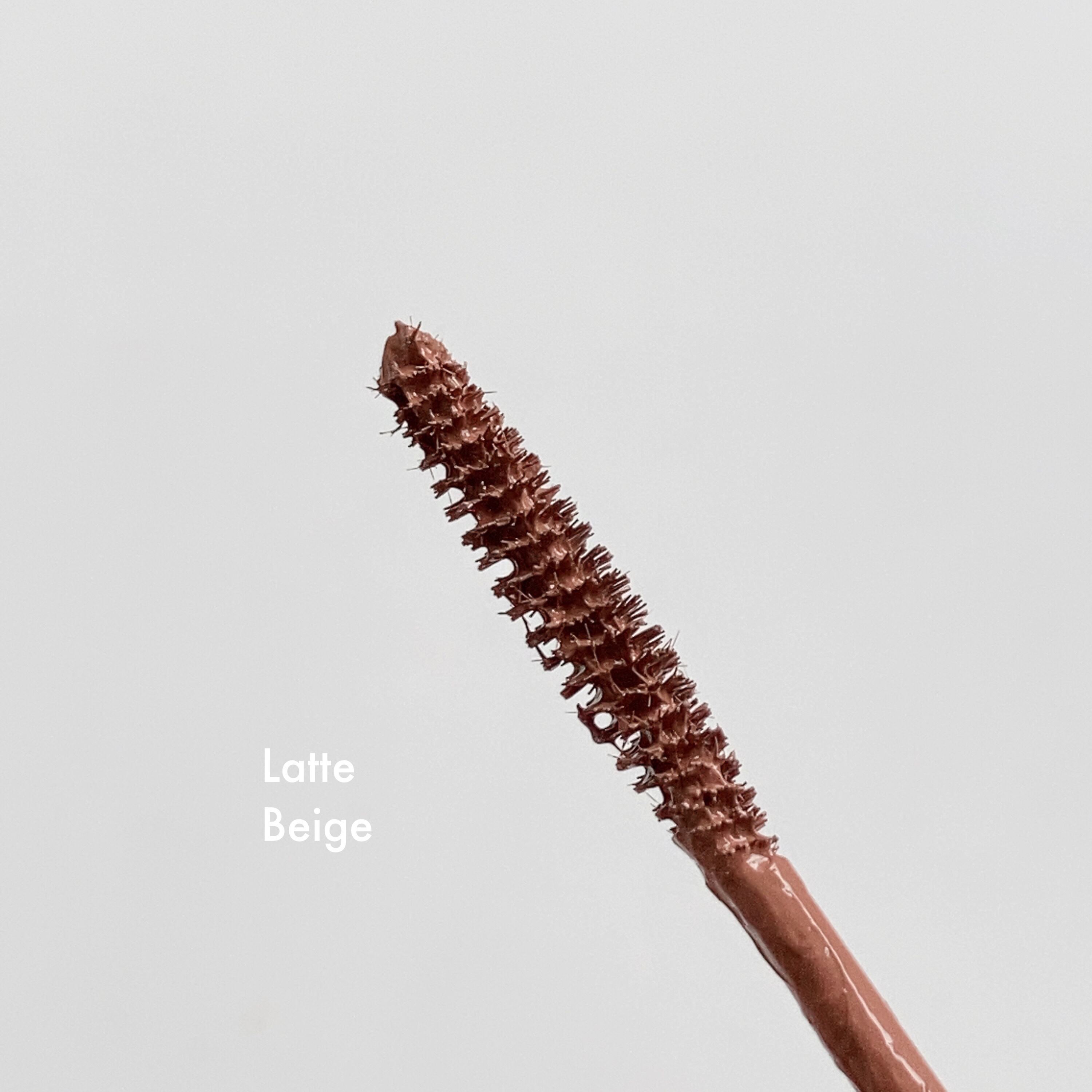 ニュアンスカラーマスカラ/CEZANNE/マスカラを使ったクチコミ（2枚目）