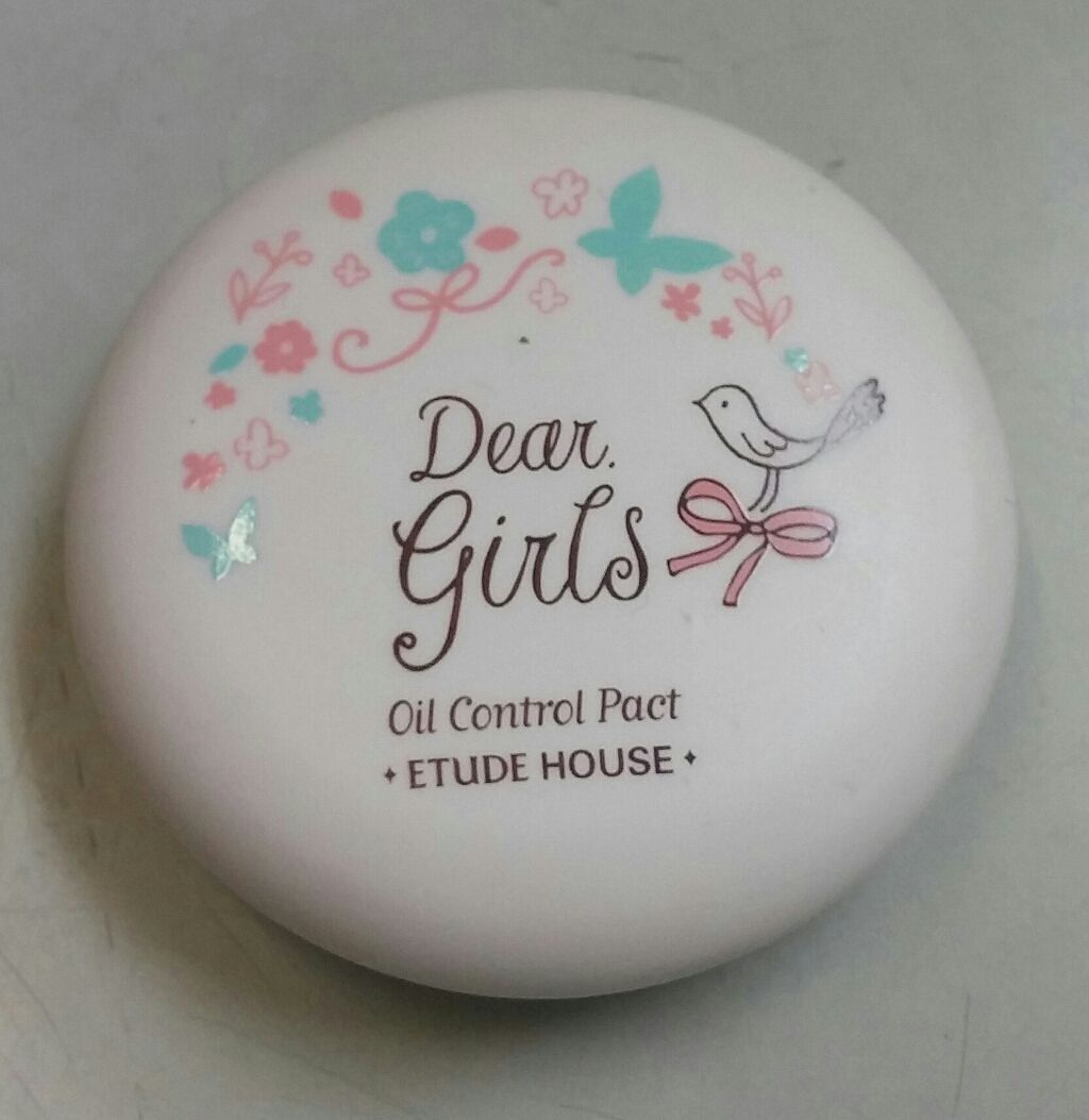 ディア ガールズ オイルコントロール パクト/ETUDE/プレストパウダーを使ったクチコミ(1枚目)