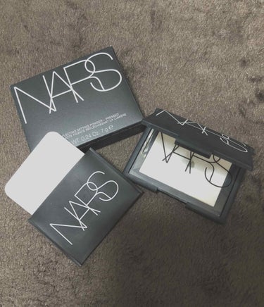 ライトリフレクティングセッティングパウダー　プレスト　N/NARS/プレストパウダーを使ったクチコミ（1枚目）