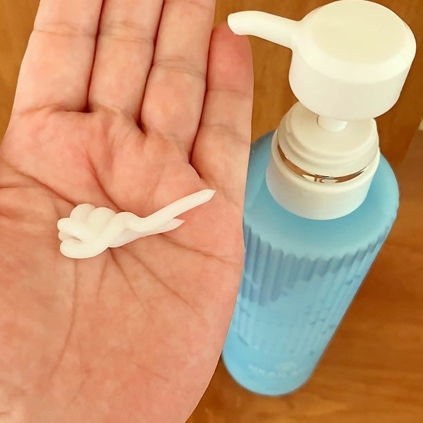 リフレッシュ × さらつや シャンプー/トリートメント/h&s/市販シャンプーを使ったクチコミ(9枚目)