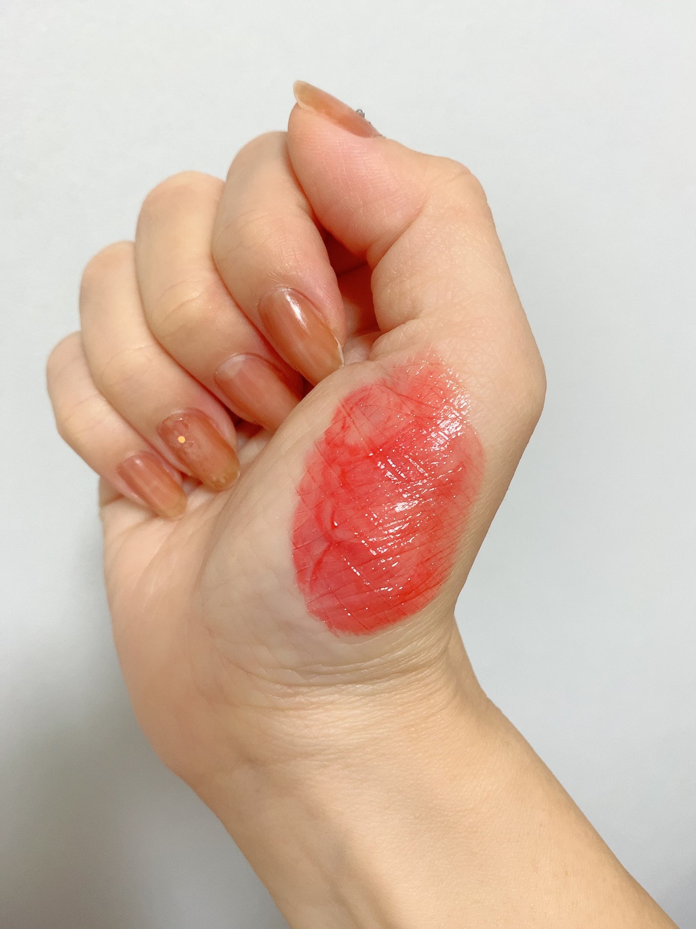 アンドバイロムアンド グラッシーボムティント/&nd by rom&nd/リップティントを使ったクチコミ(5枚目)