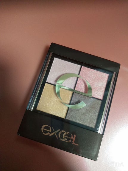 リアルクローズシャドウ/excel/アイシャドウパレットを使ったクチコミ(1枚目)