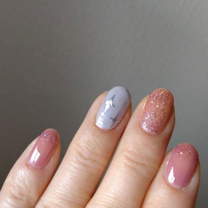 カラフルネイルズ N64 デュードロップス/キャンメイク/マニキュアを使ったクチコミ(2枚目)