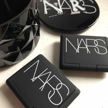 NARS リトルフェティッシュ 8376のクチコミ「#リトルフェティッシュ8376　2,900円
・ハイライティングパウダー 4.2g  5320.....」（1枚目）