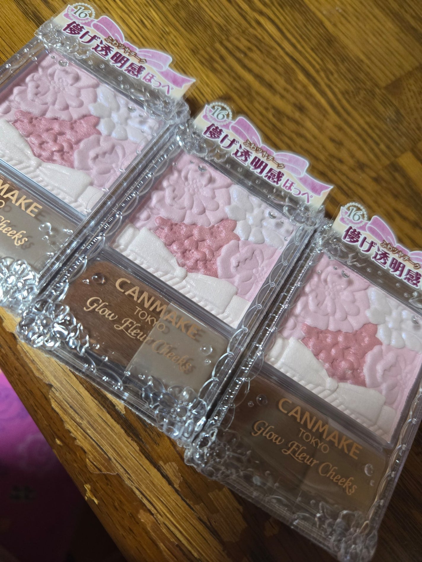 グロウフルールチークス/キャンメイク/パウダーチークを使ったクチコミ(1枚目)