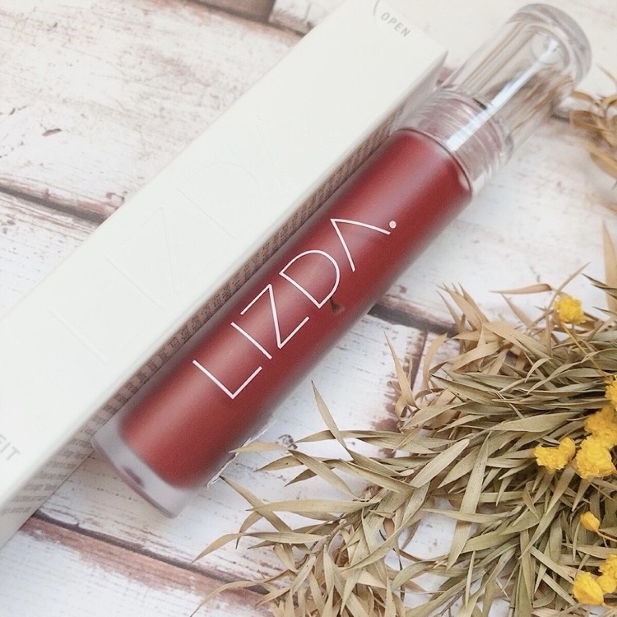 グロウフィットウォーターティント 03 ブリックコーラル/LIZDA/リップティントを使ったクチコミ（1枚目）