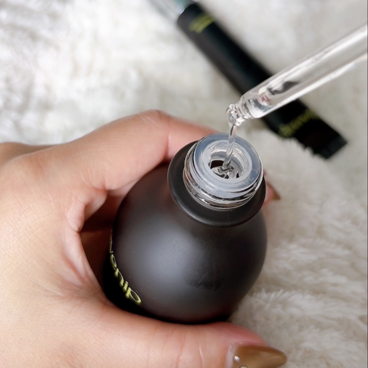 リマージ糸リフティングアンプル/REVENIP/美容液を使ったクチコミ（3枚目）