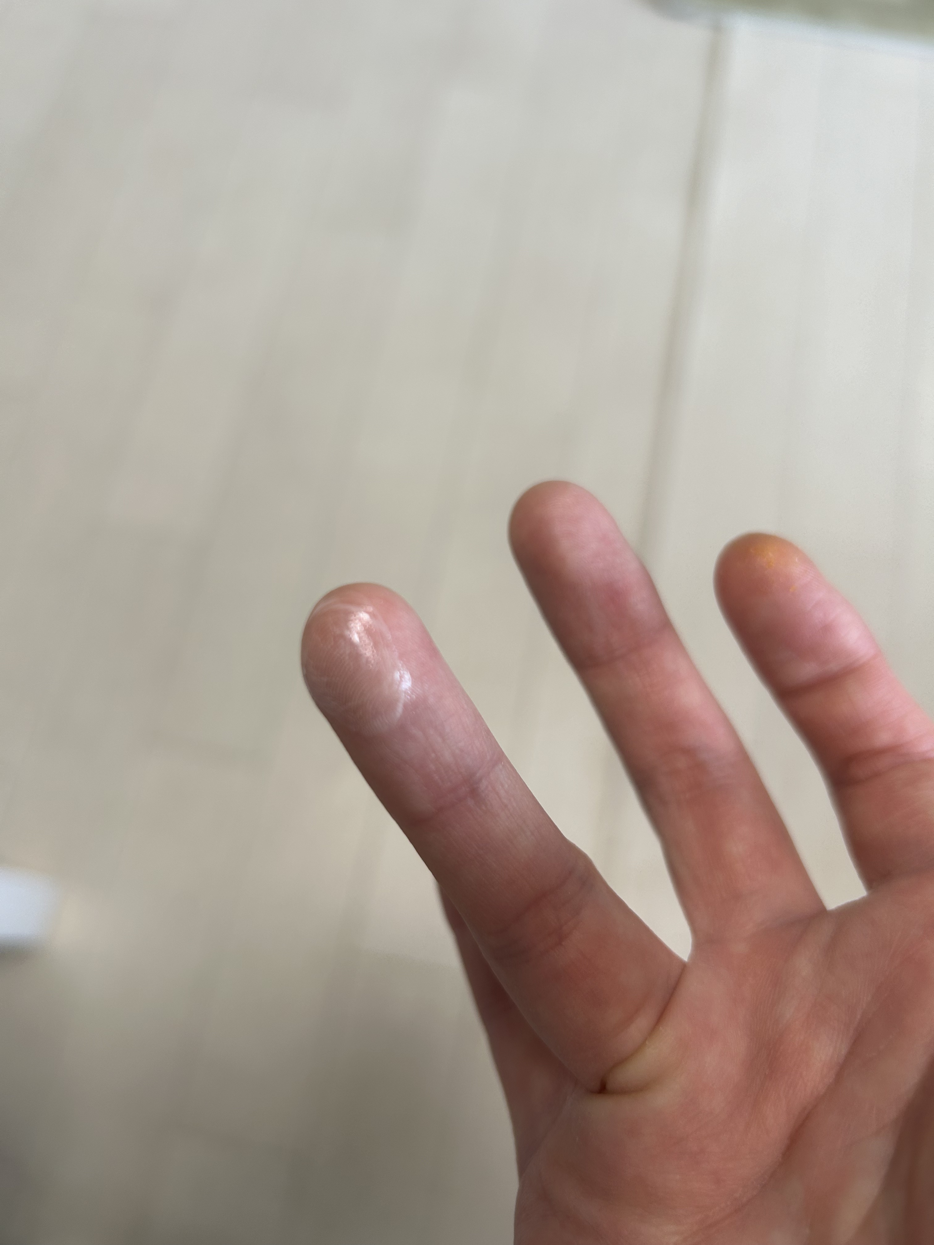 乾燥さん  保湿力スキンケアバーム/乾燥さん/化粧下地を使ったクチコミ（3枚目）