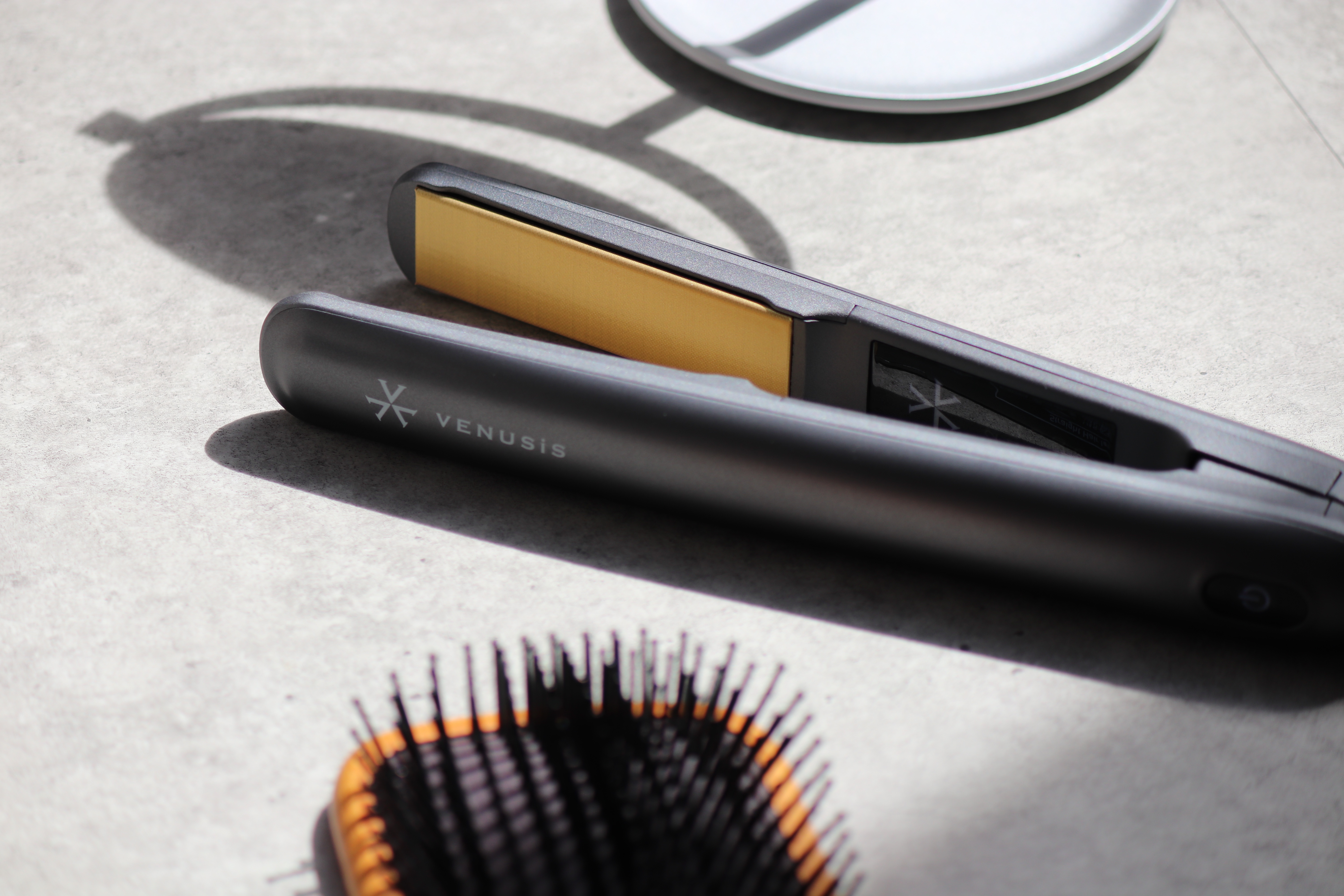 ストレートヘアアイロン VAS-6300T/VENUSiS/ストレートアイロンを使ったクチコミ（1枚目）