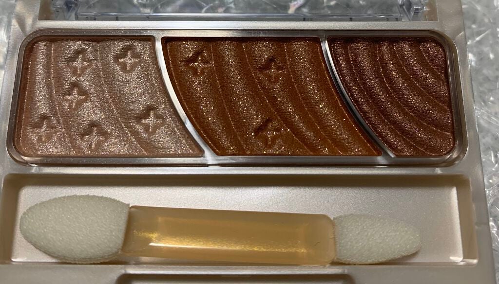 トーンアップアイシャドウ/CEZANNE/アイシャドウパレットを使ったクチコミ(2枚目)