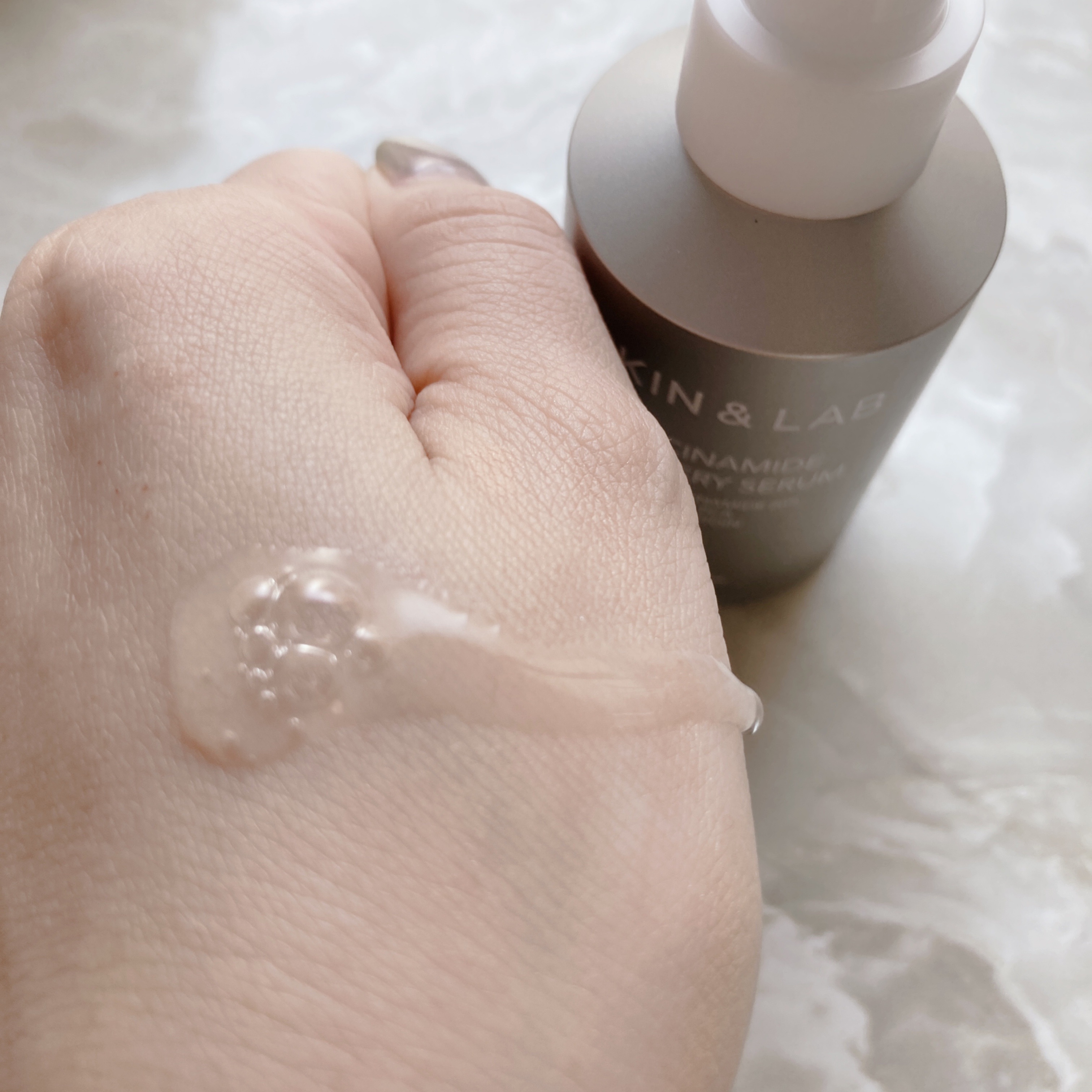 ヴィーガンナイアシンアミドリカバリーセラム/SKIN&LAB/美容液を使ったクチコミ（2枚目）