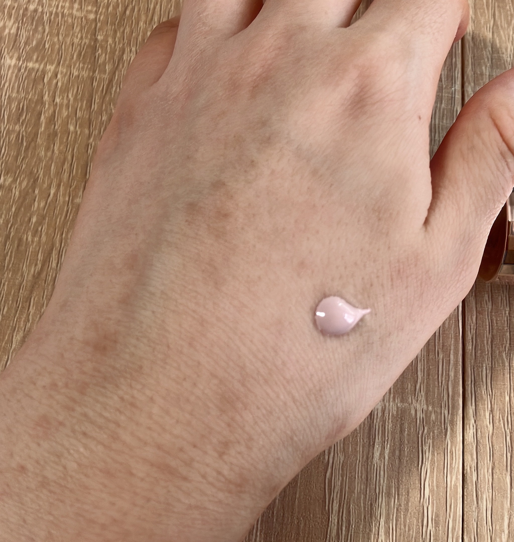 サンシェルター トーンアップCC 10/DECORTÉ/CCクリームを使ったクチコミ（2枚目）