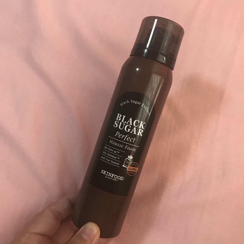 ブラックシュガー パーフェクト ムースフォーム/SKINFOOD/泡洗顔を使ったクチコミ（1枚目）